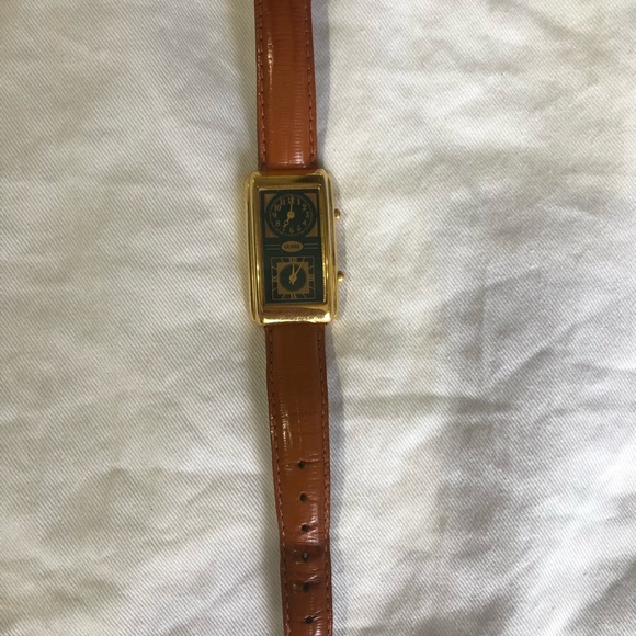 Guess Accessories - ⛔️SOLD⛔️ Guess watch with brown leather strap